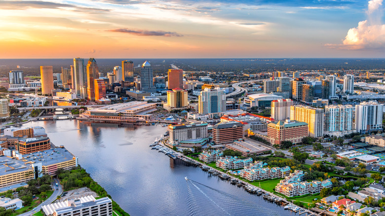 Tampa Bay, FL