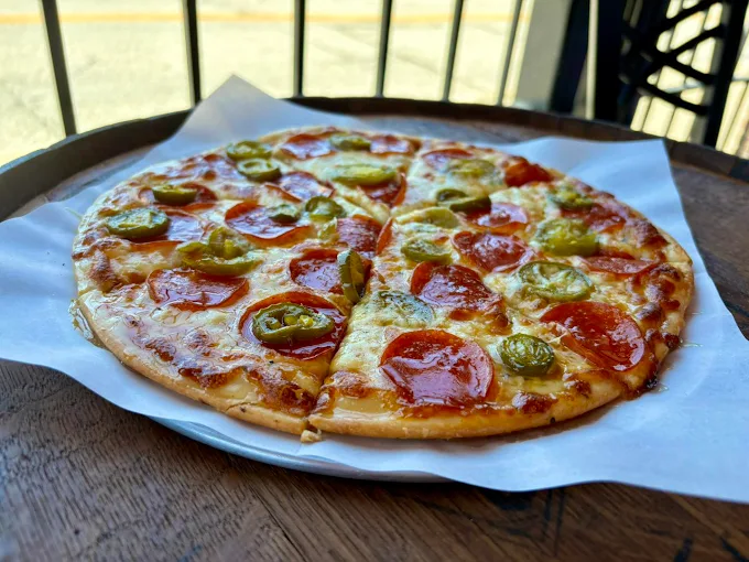 Frank & Tony's Place — Bar & Grill in Willoughby