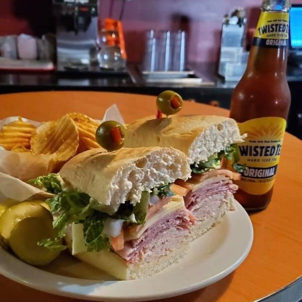 Frank & Tony's Place — Bar & Grill in Willoughby