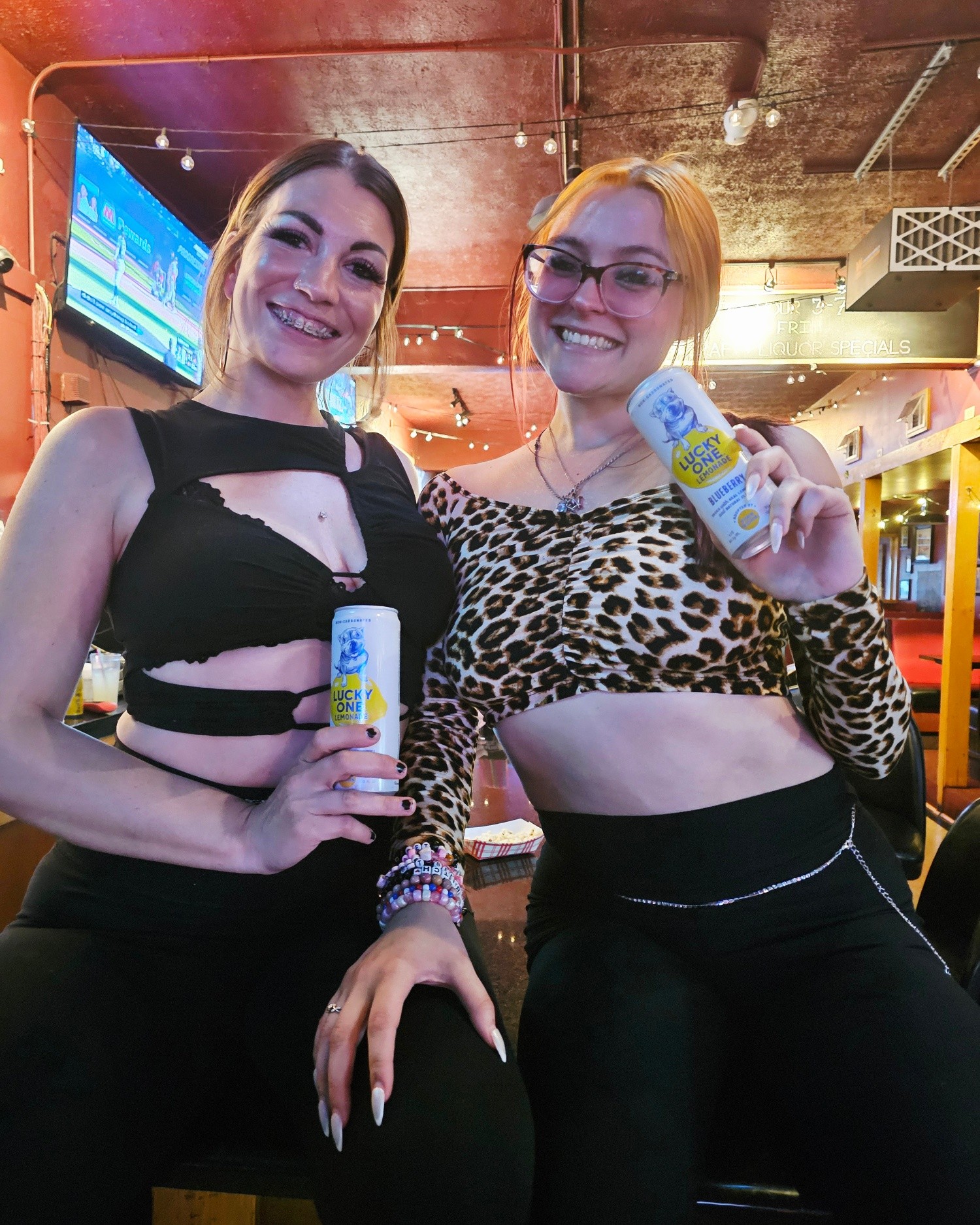 Frank & Tony's Place — Bar & Grill in Willoughby